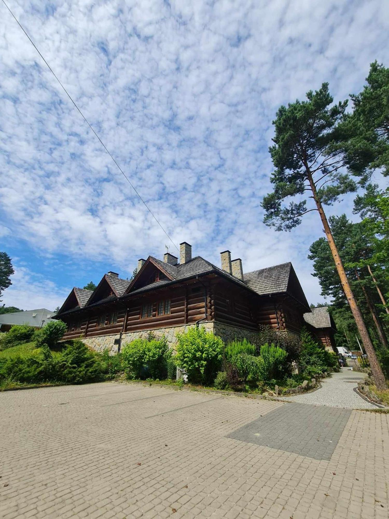 Hotel 365 Кельце Экстерьер фото