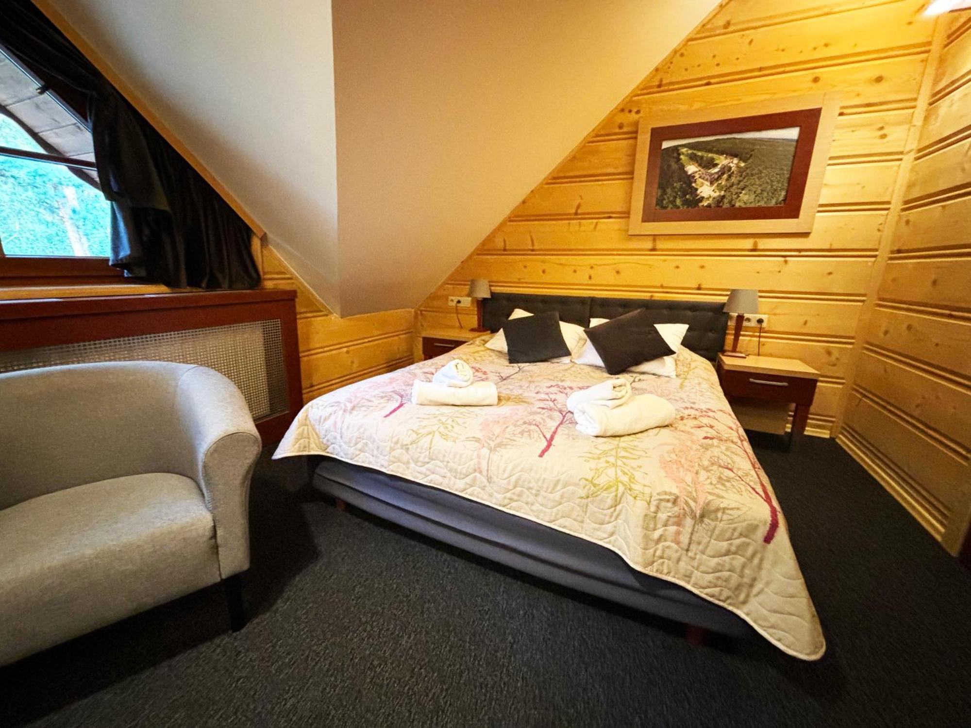 Hotel 365 Кельце Экстерьер фото