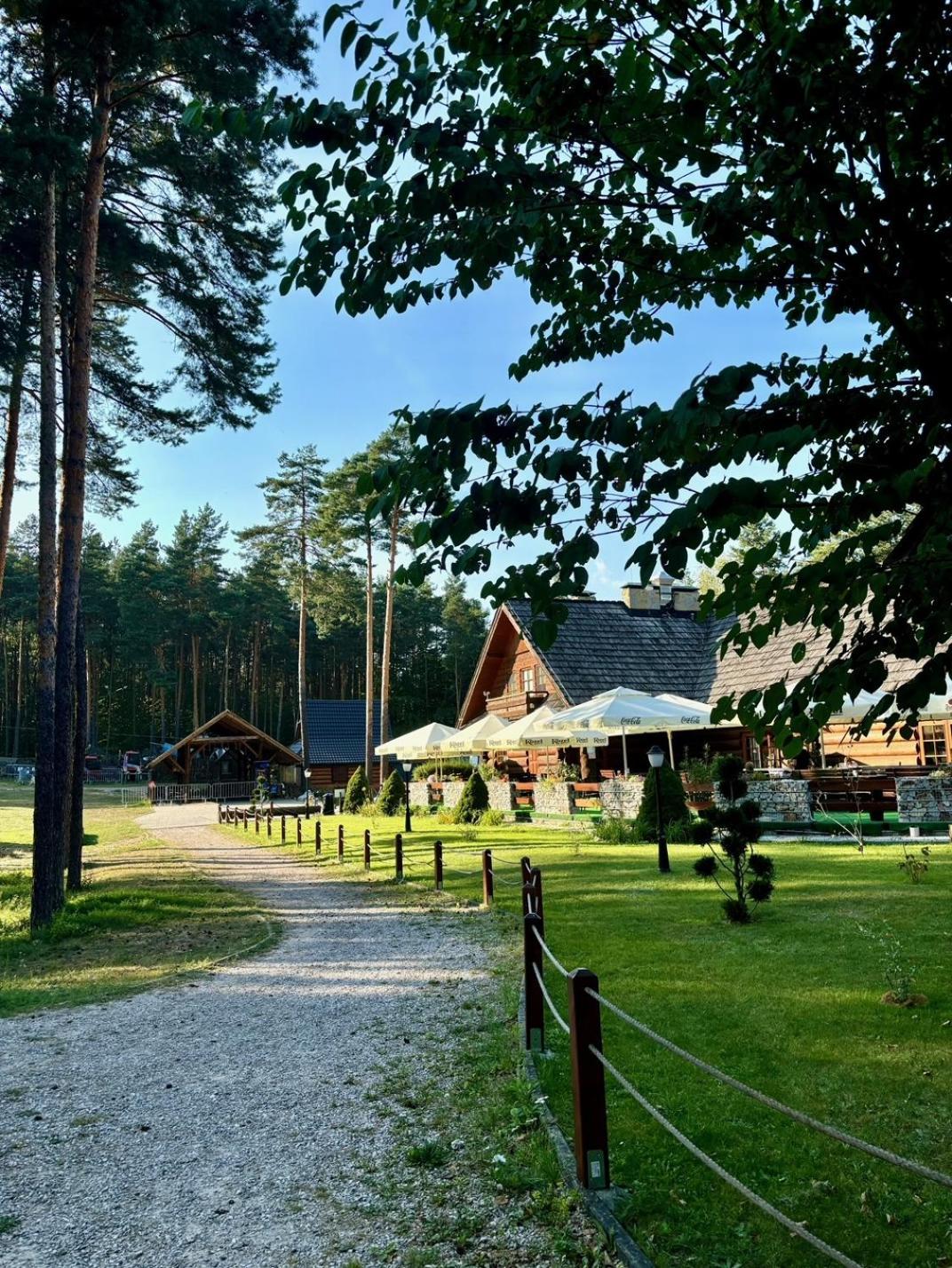 Hotel 365 Кельце Экстерьер фото