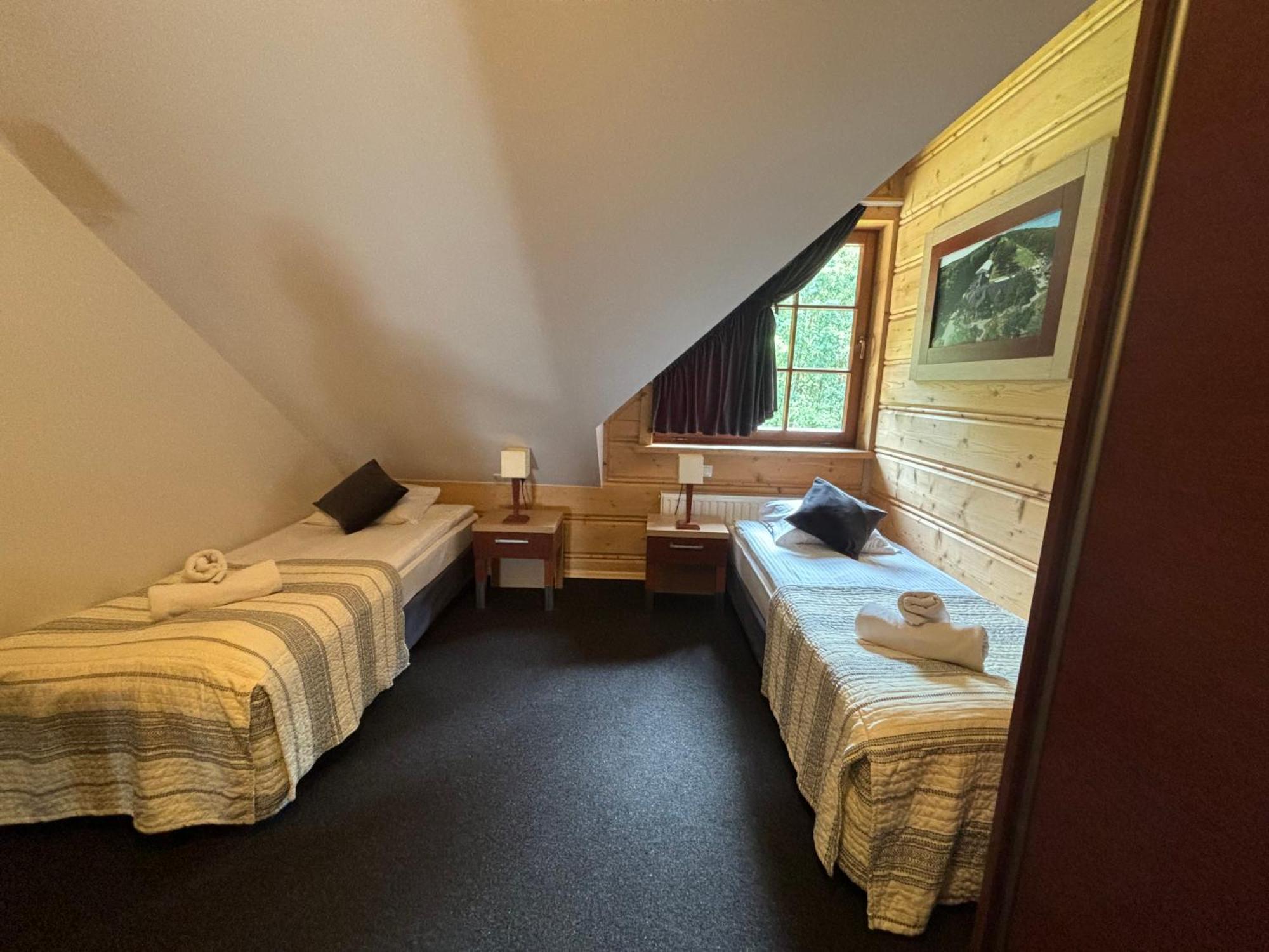 Hotel 365 Кельце Экстерьер фото